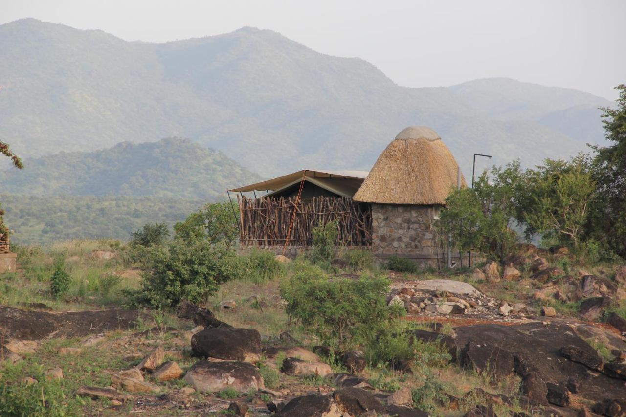 Lodge Kidepo Savannah By Nature Ltd Loitanit